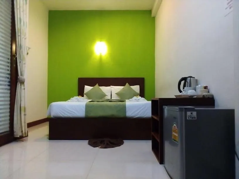 Lanta Longbeach Apartment 란타섬 0*, 코란타